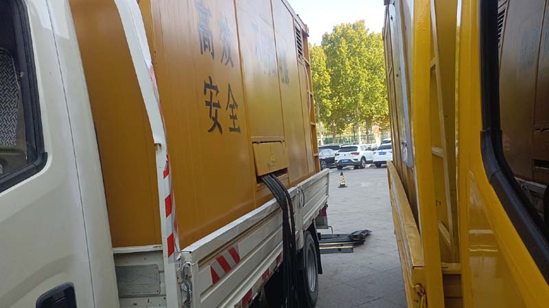 雄关区如何判断柴油发电机组和UPS电源的切换时间是否符合要求?