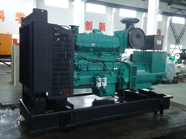 雄关区更换发电机组燃油预热装置的加热元件需要哪些工具？